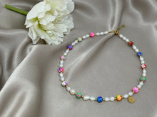 Cargar imagen en el visor de la galería, Choker de Perla con Bolitas coloridas de vinilo

